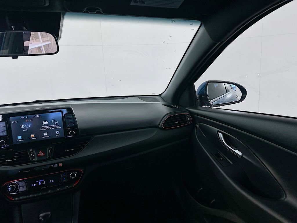 Used 2018 Hyundai Elantra GT Sport image 21