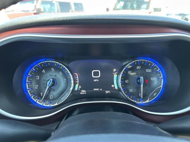 Used 2019 Chrysler Pacifica Limited FWD image 18