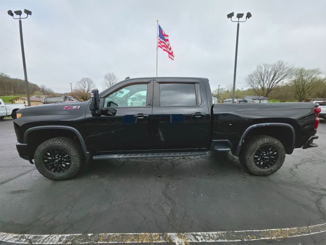 Used 2021 Chevrolet Silverado 2500 LTZ w/ LTZ Plus Package image 2