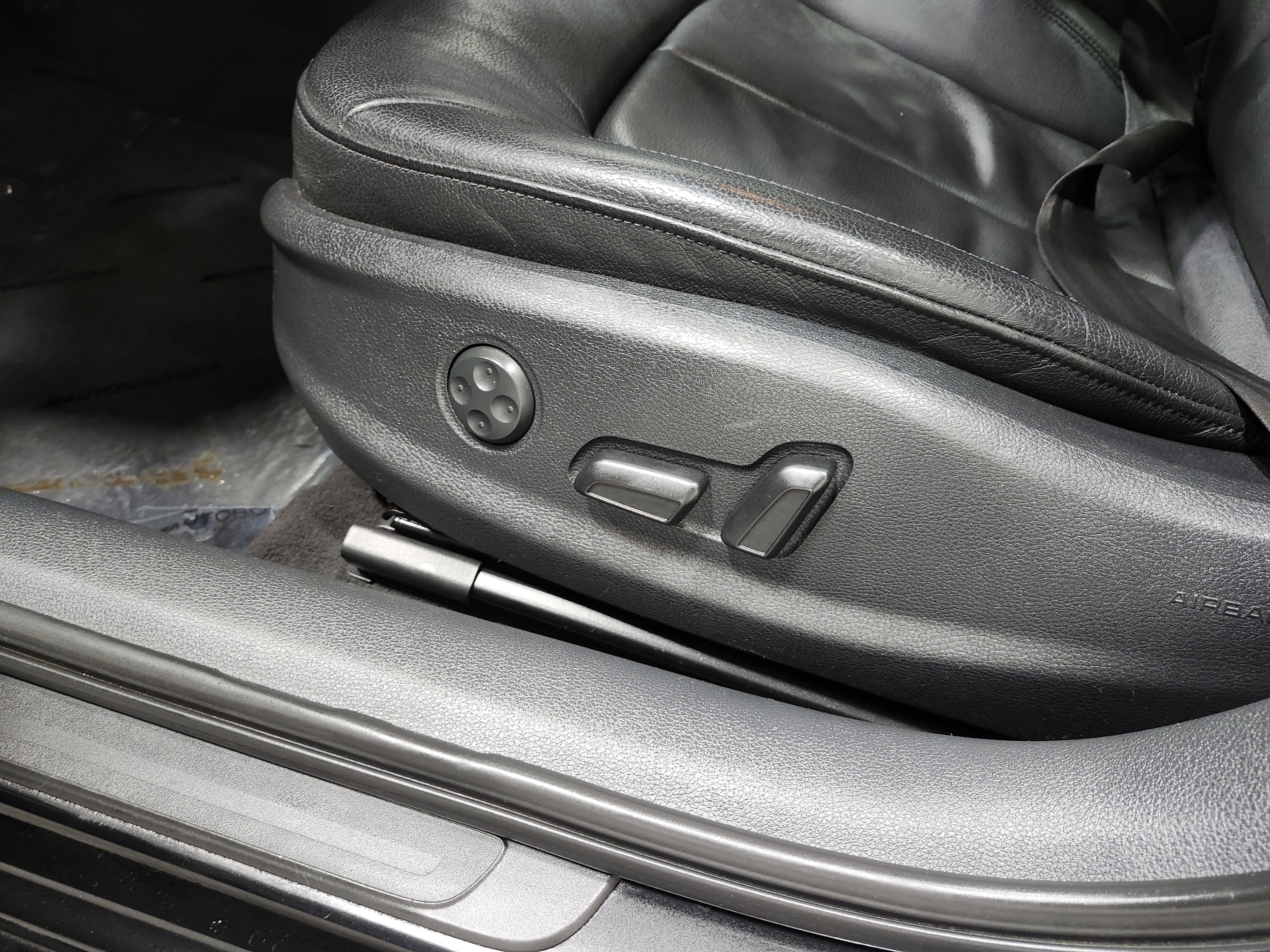 Used 2015 Audi A3 2.0T Premium w/ Cold Weather Package image 23