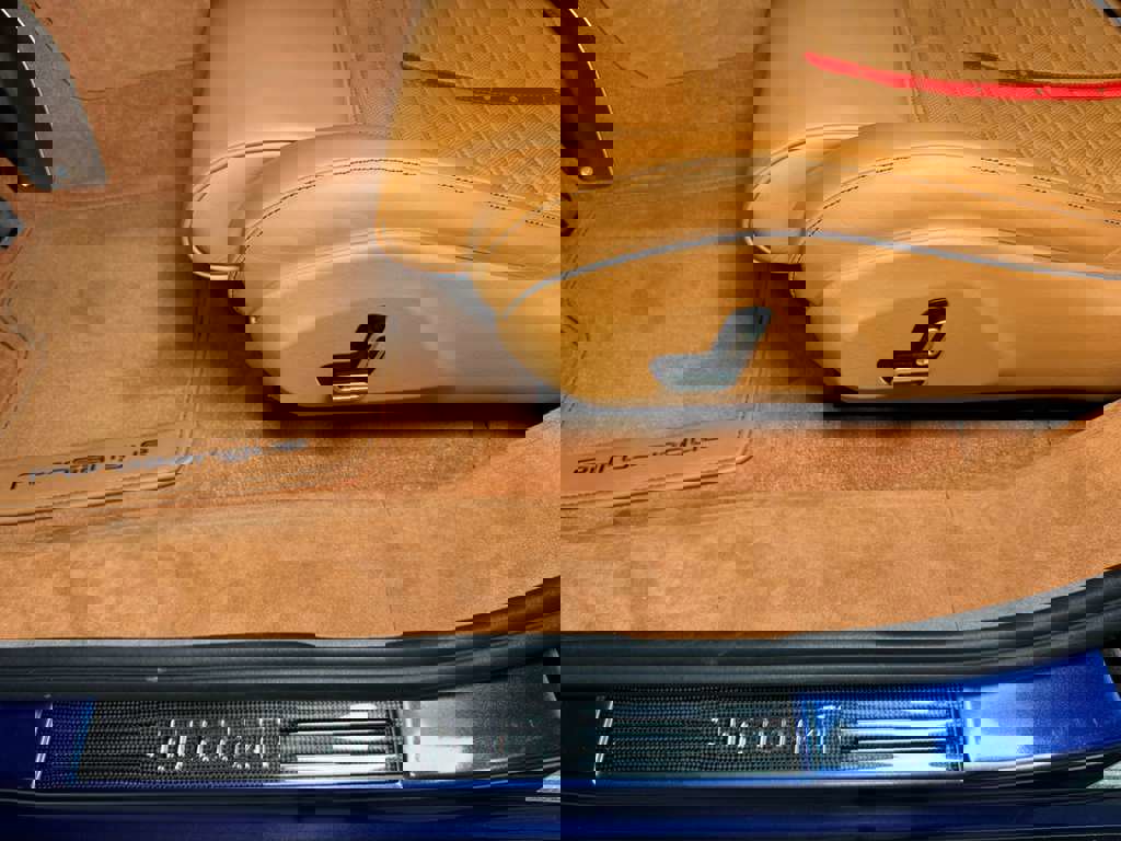 Used 2024 Ferrari Purosangue image 36