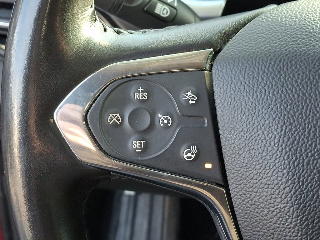 Used 2020 Chevrolet Traverse RS image 16