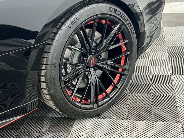 Used 2017 Chevrolet Camaro ZL1 image 13