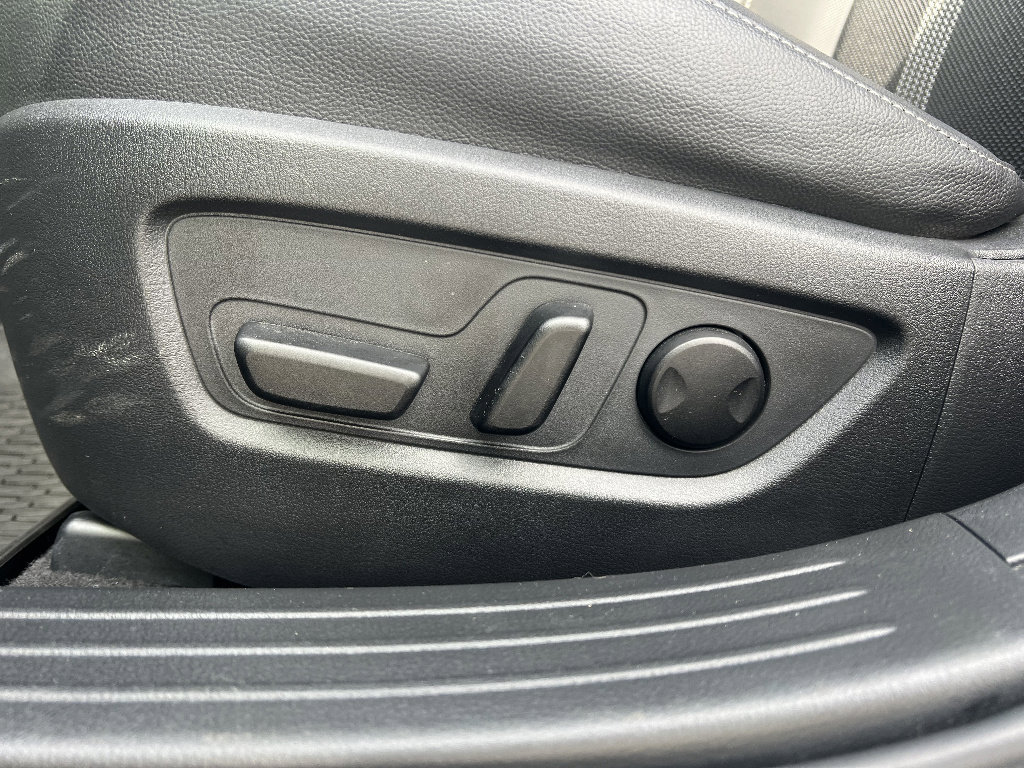 Used 2023 MAZDA CX-50 2.5 S w/ Cargo Package image 18