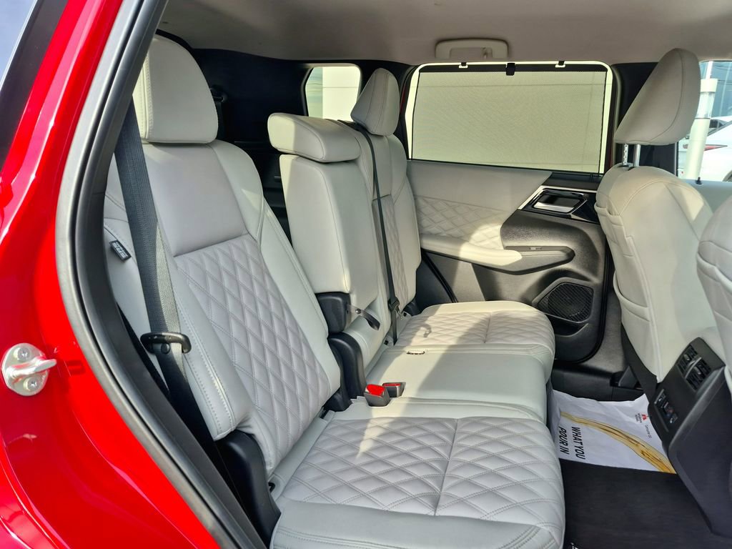 Used 2024 Mitsubishi Outlander SEL FWD image 21