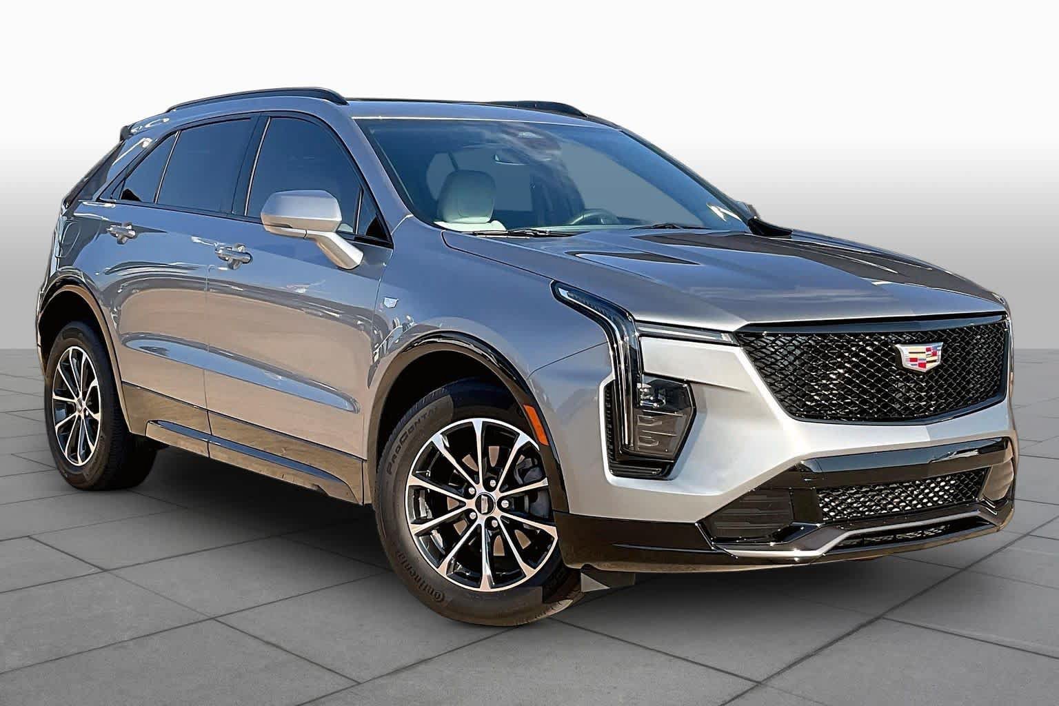 Used 2024 Cadillac XT4 Sport FWD image 4