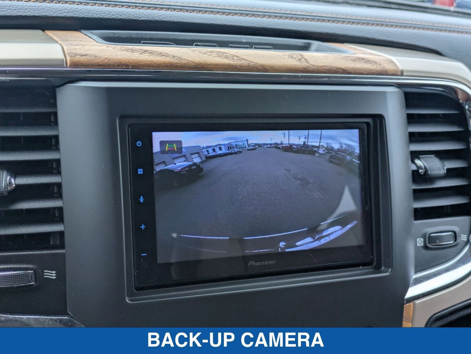 Used 2018 RAM 1500 Laramie Longhorn AWD/4WD image 22