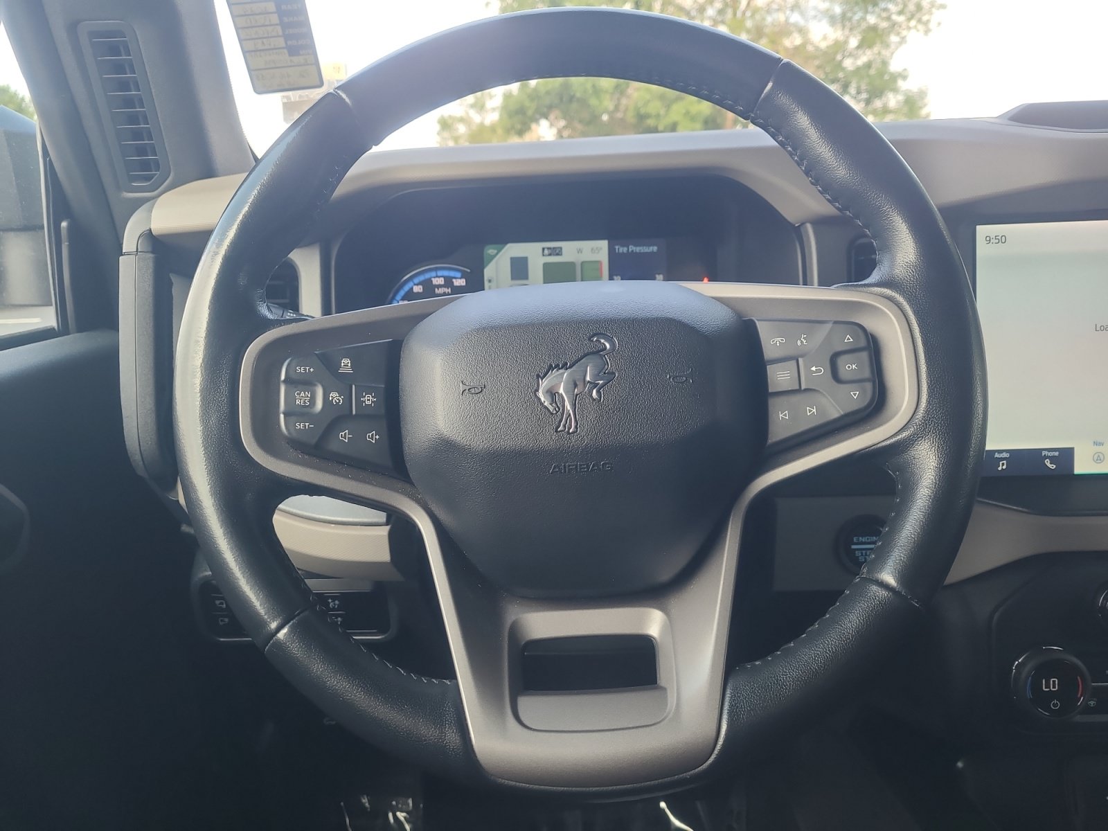 Certified 2024 Ford Bronco Wildtrak AWD/4WD image 9