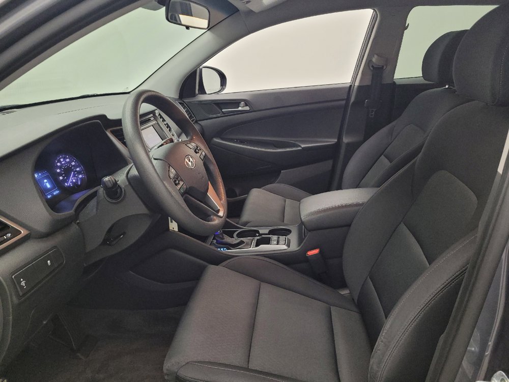 Used 2016 Hyundai Tucson SE w/ Option Group 02 AWD/4WD image 17