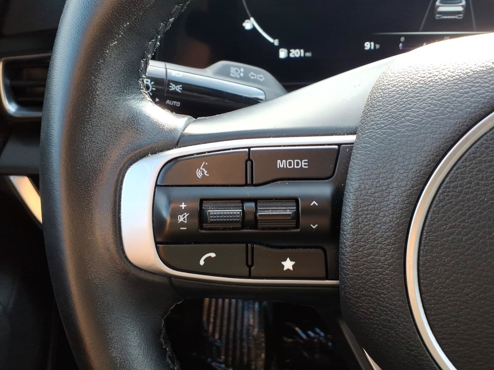 Used 2023 Kia Sportage SX FWD image 14