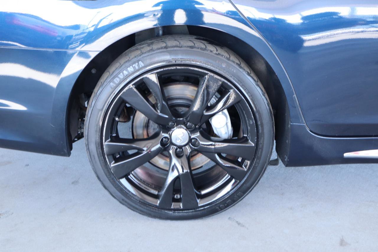 Used 2017 INFINITI Q70 L 3.7 AWD/4WD image 5