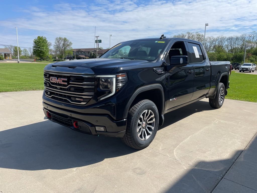 Used 2023 GMC Sierra 1500 AT4 AWD/4WD image 2