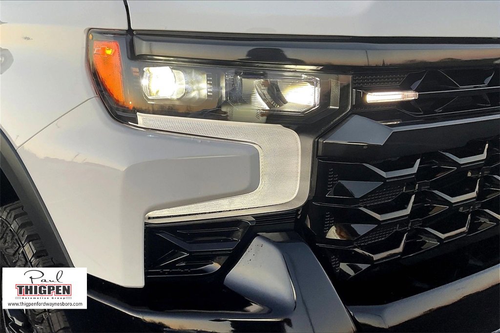 Used 2025 Chevrolet Silverado 2500 LT w/ Convenience Package image 29