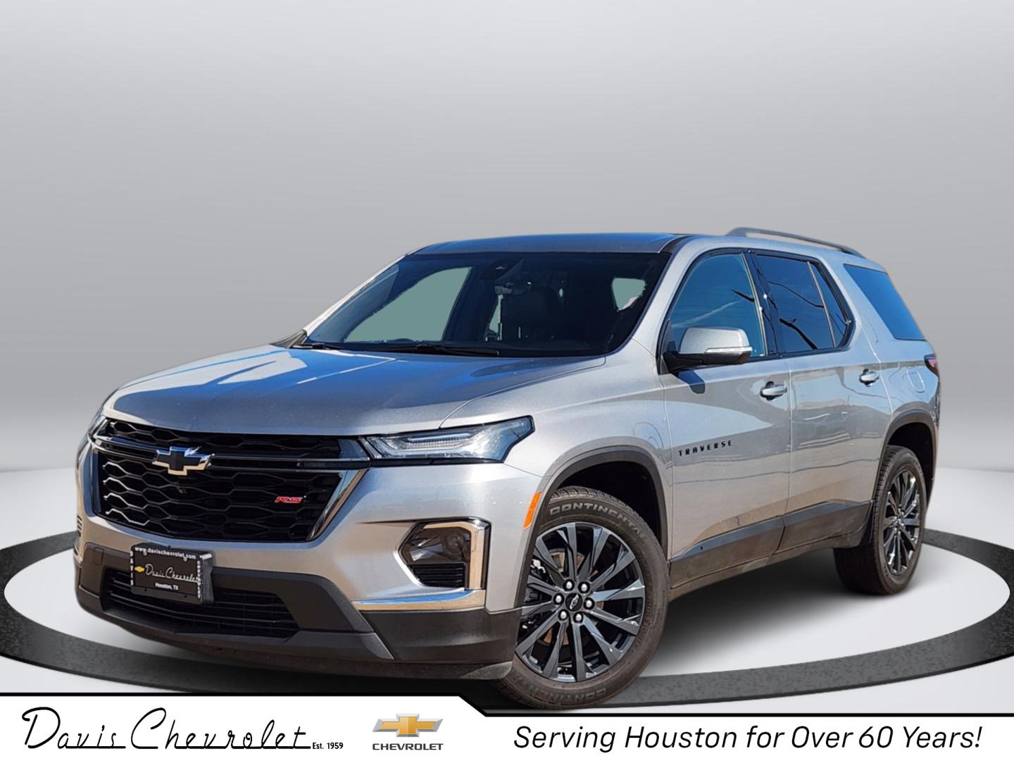 Used 2023 Chevrolet Traverse RS FWD image 1