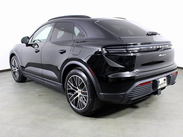 New 2026 Porsche Macan 4 Electric AWD/4WD image 3