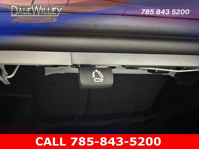 Used 2023 Chevrolet Malibu LT image 20