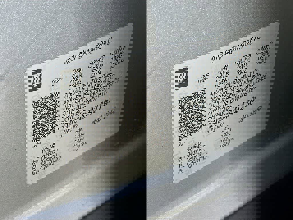 Used 2025 Chevrolet Traverse Z71 image 23