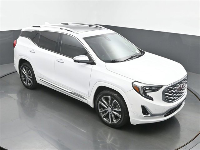 Used 2019 GMC Terrain Denali w/ Advanced Safety Package image 44