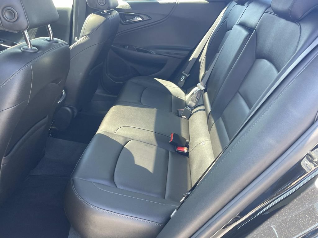 Used 2023 Chevrolet Malibu LT FWD image 12