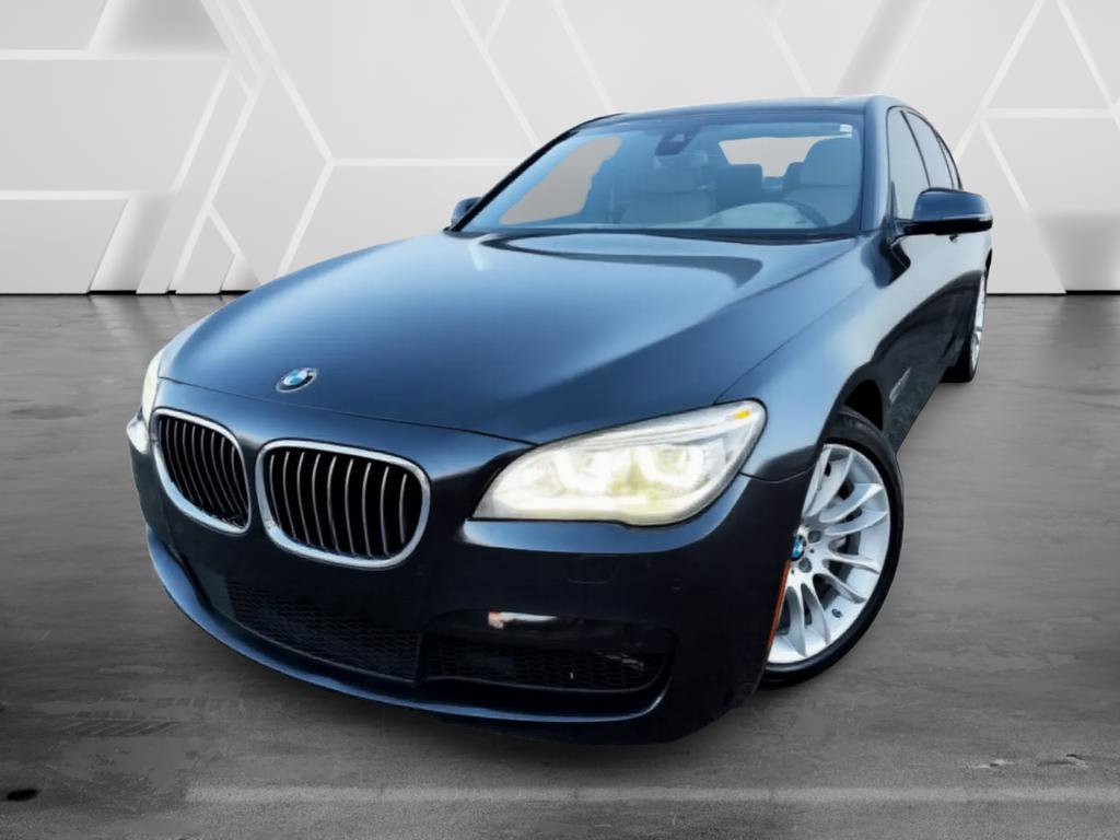 Used 2015 BMW 750i RWD image 1