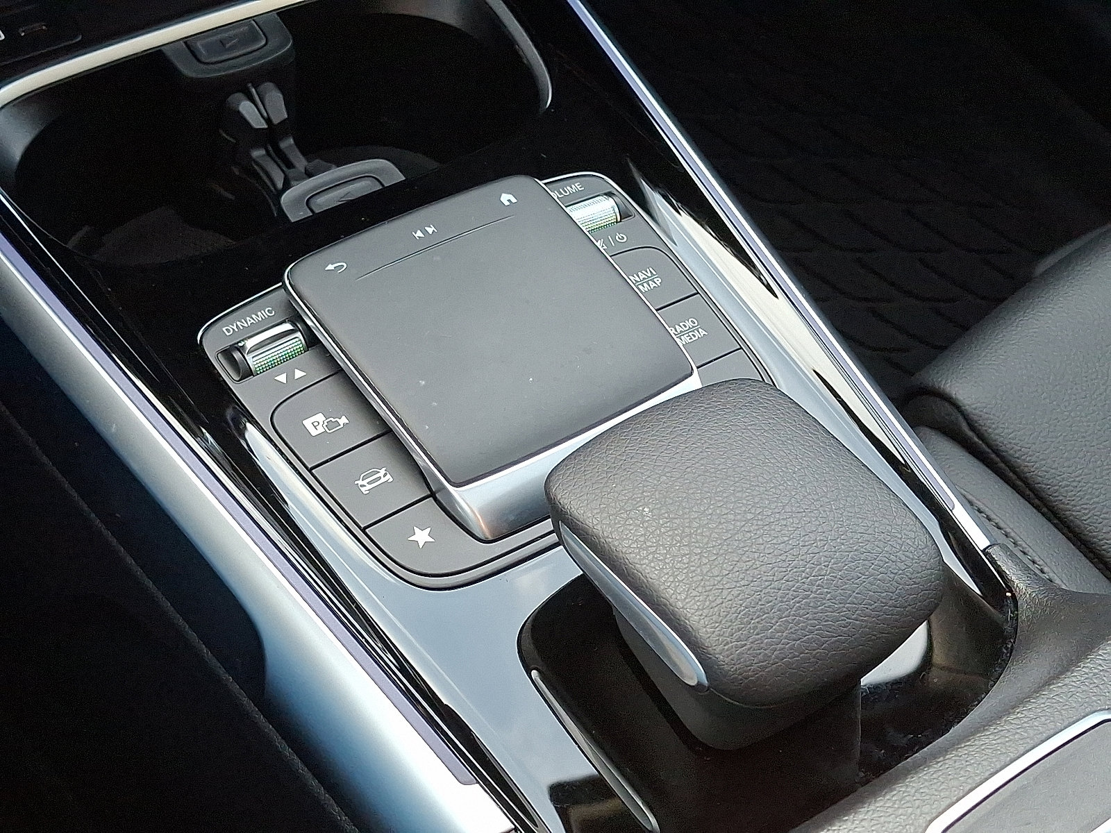 Certified 2023 Mercedes-Benz GLB 250 4MATIC image 16