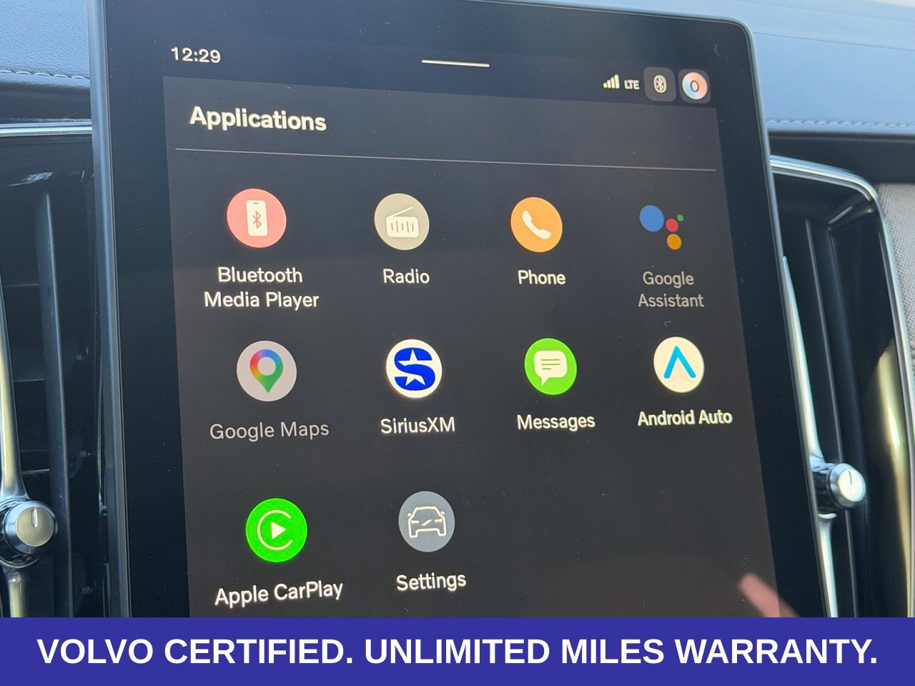 Certified 2026 Volvo XC90 B6 Plus AWD/4WD image 29