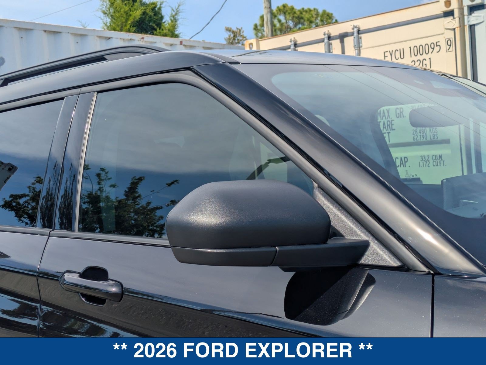 New 2026 Ford Explorer Active RWD image 12