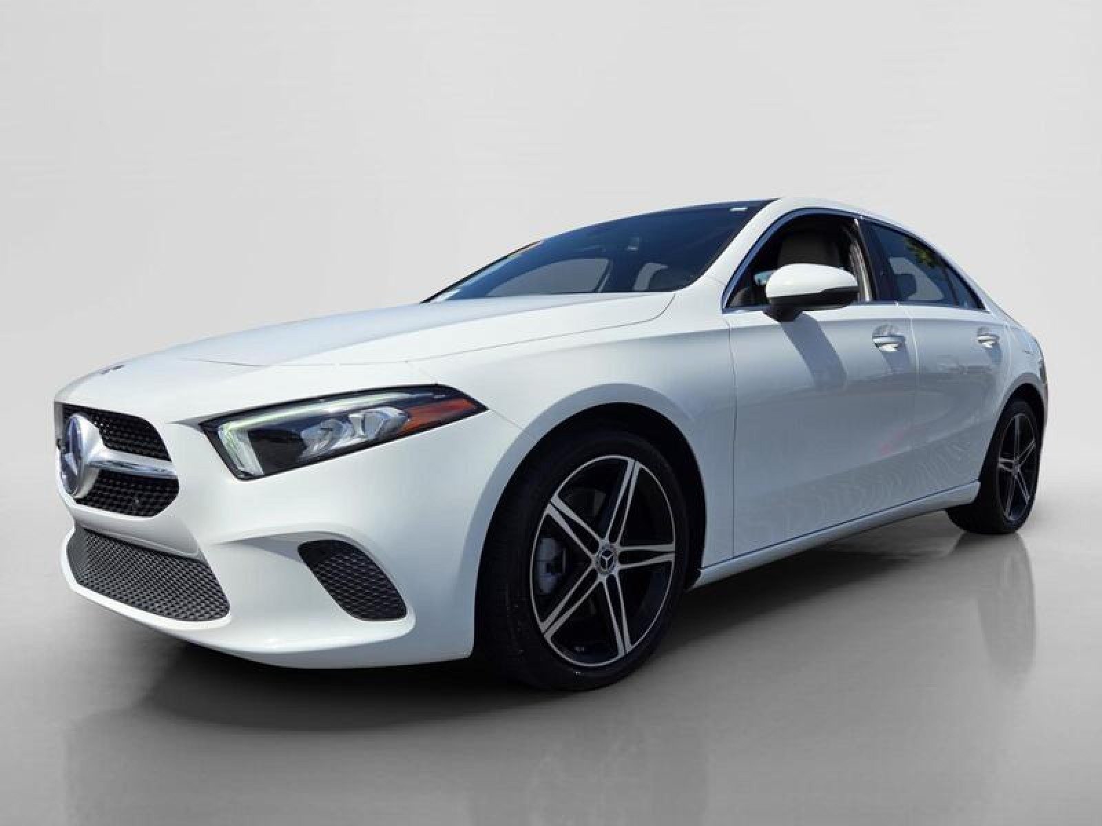 Certified 2022 Mercedes-Benz A 220 image 8