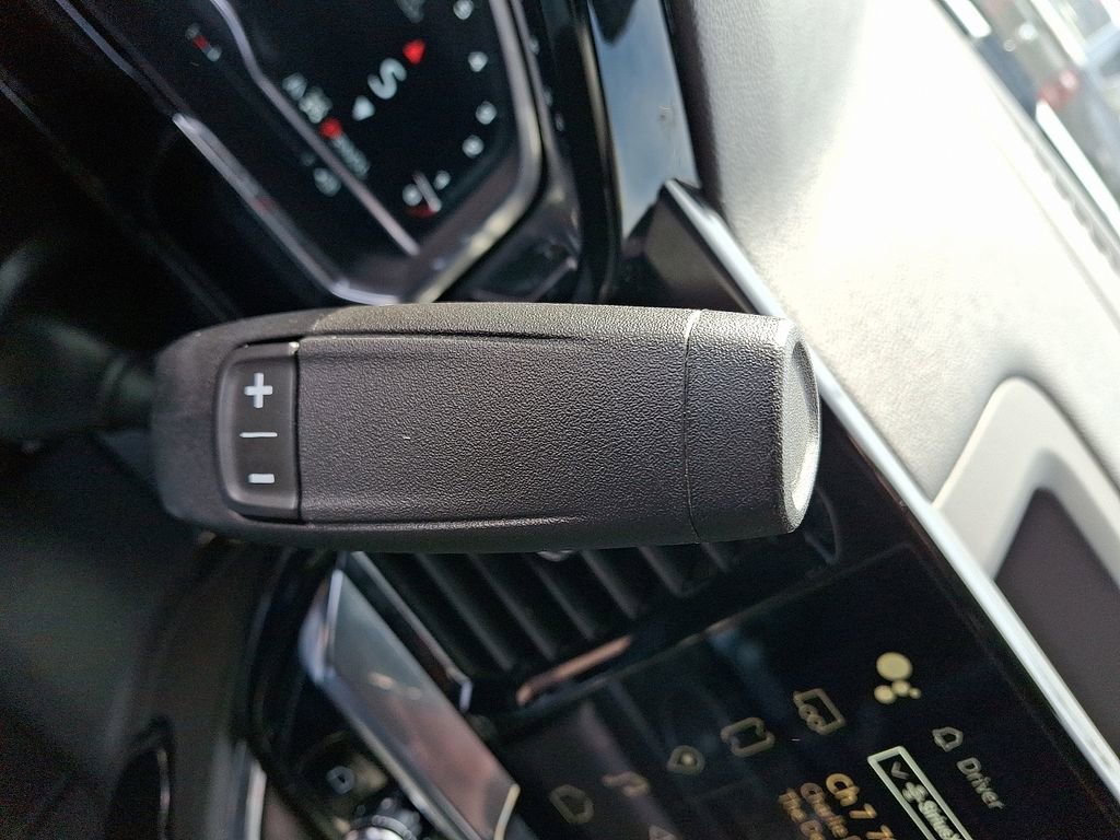 Used 2024 GMC Sierra 1500 SLT image 15