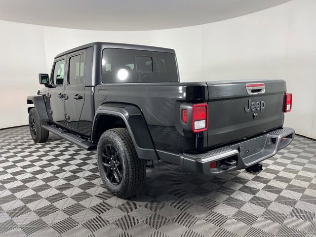 Used 2022 Jeep Gladiator Sport image 7