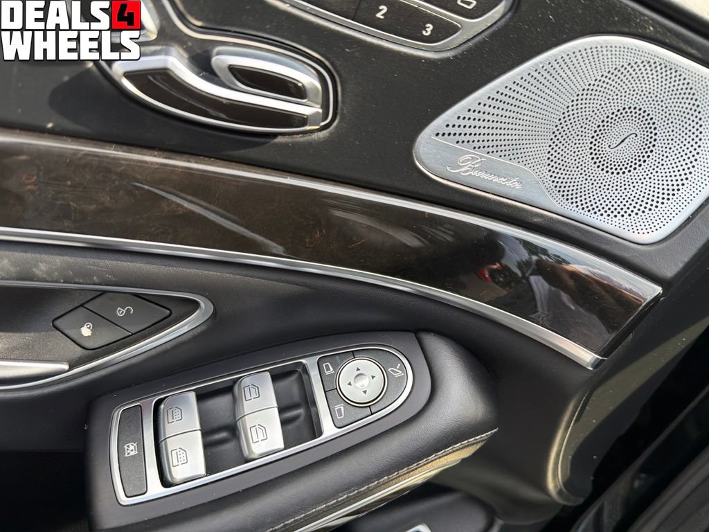 Used 2015 Mercedes-Benz S 63 AMG 4MATIC Sedan w/ Executive Rear Seat Package image 12