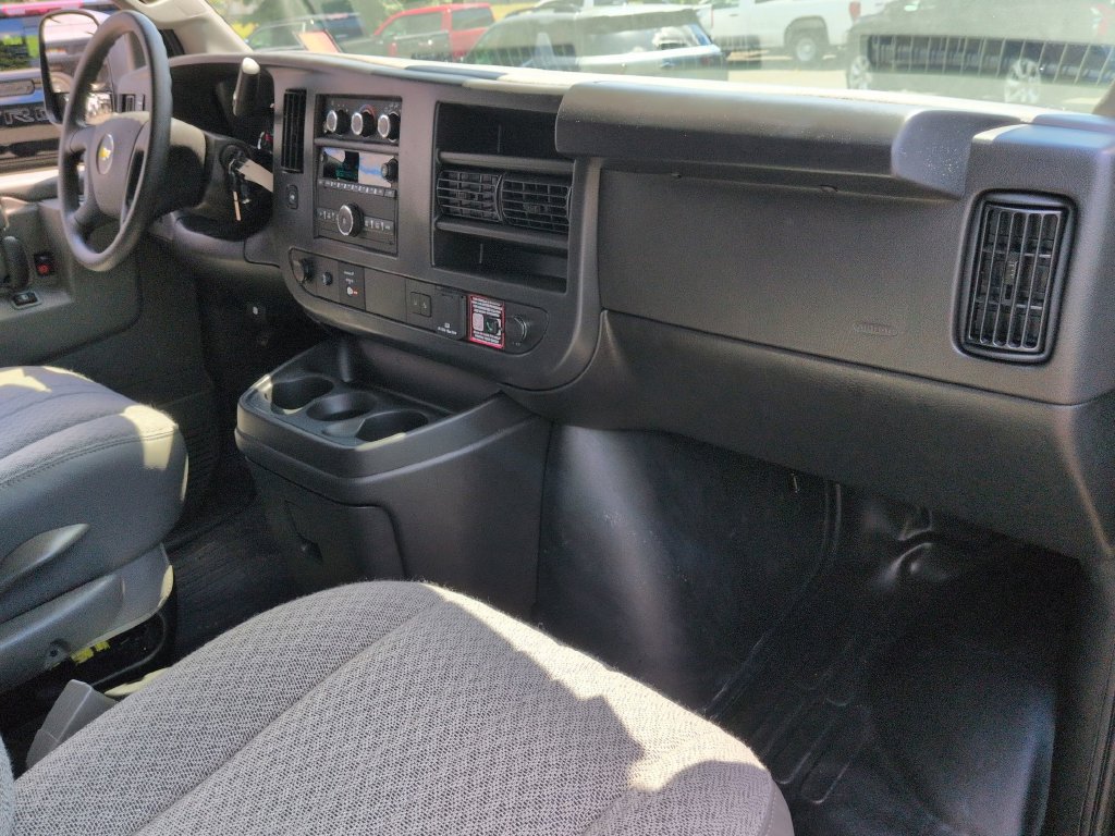New 2026 Chevrolet Express 2500 Extended w/ Driver Convenience Package RWD image 20