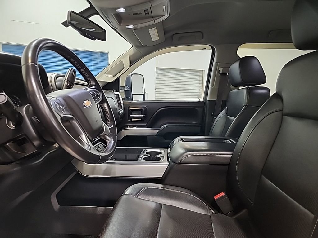 Used 2015 Chevrolet Silverado 2500 LTZ w/ Z71 Package, Off-Road AWD/4WD image 9