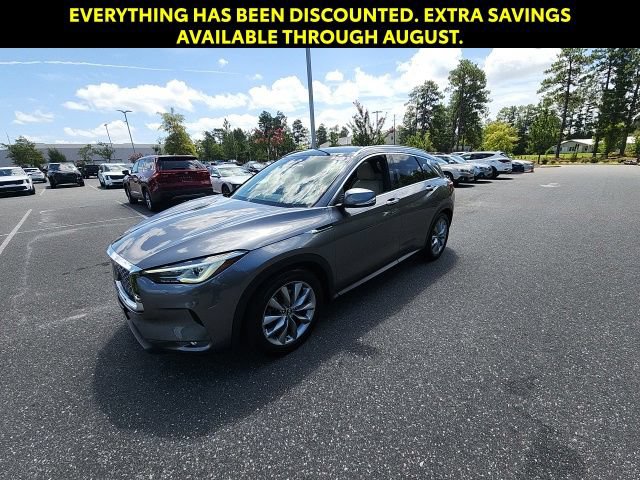 Used 2019 INFINITI QX50 Luxe w/ Navigation Package FWD image 5