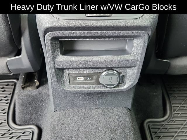Used 2022 Volkswagen Tiguan SE w/ Panoramic Sunroof Package AWD/4WD image 28
