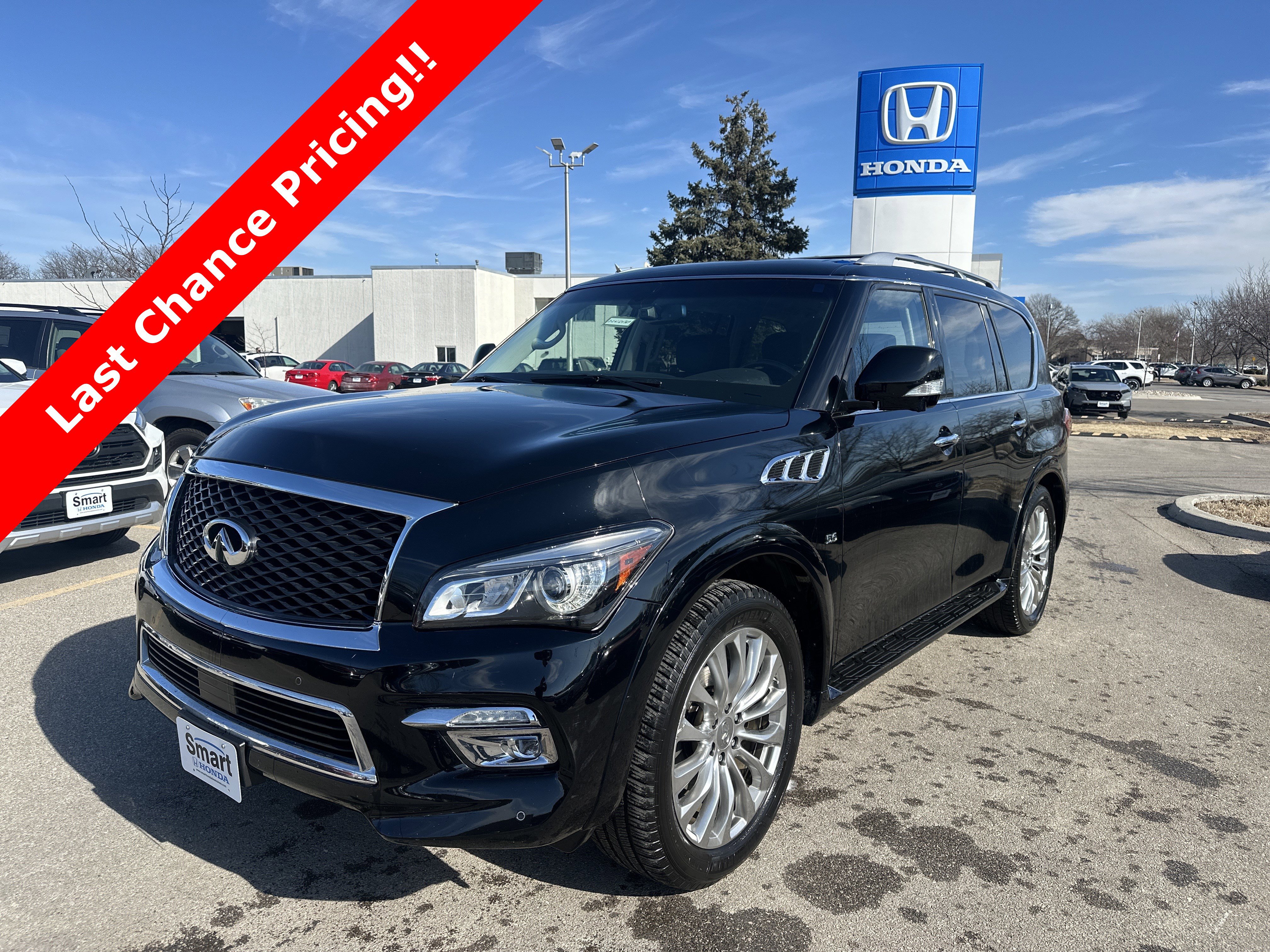 Used 2016 INFINITI QX80 Luxe w/ 22" Wheel Package