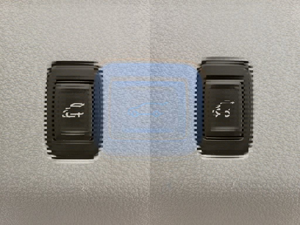 Used 2023 Cadillac Escalade Premium Luxury w/ LPO, Radiant Package image 8