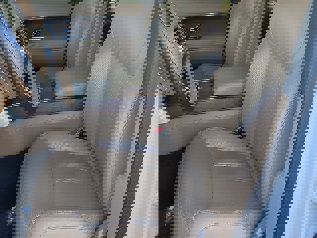 Certified 2023 Land Rover Range Rover Long Wheelbase Autobiography image 16