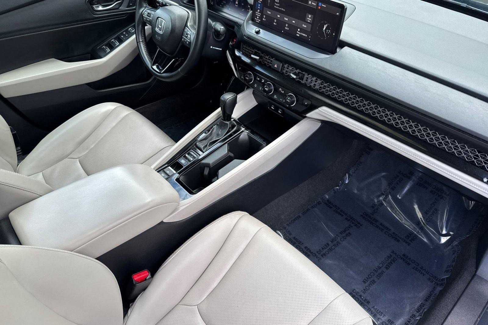 Certified 2024 Honda Accord EX-L image 31