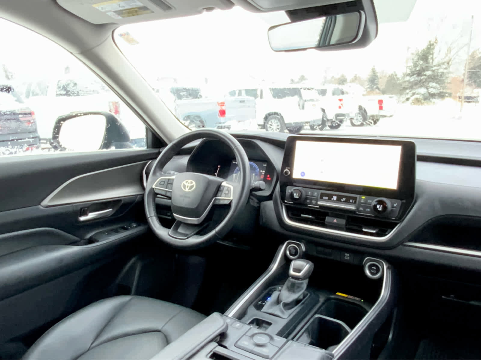 Used 2024 Toyota Grand Highlander XLE image 33