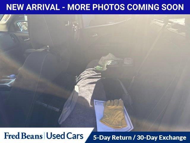 Used 2021 Chevrolet Colorado LT w/ LT Convenience Package RWD image 12