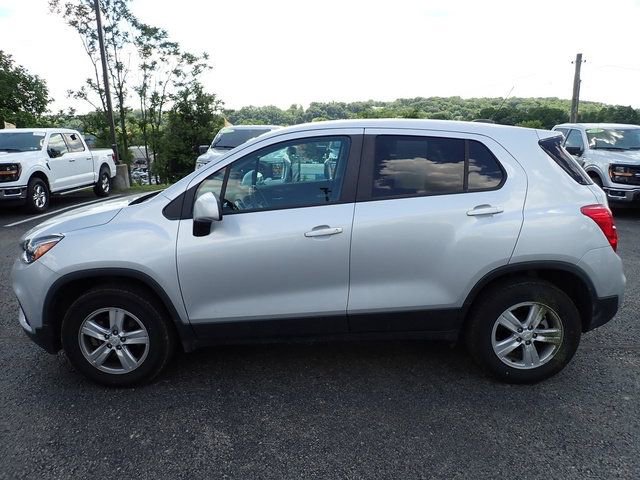 Used 2020 Chevrolet Trax LS w/ Tint and Cruise Package AWD/4WD image 2