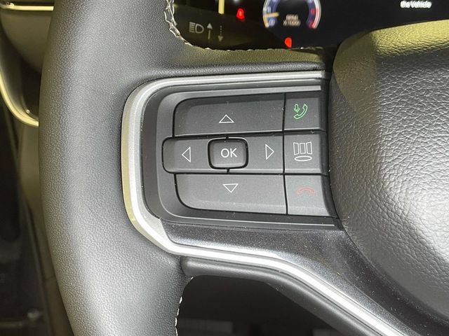 Used 2022 Jeep Wagoneer Series I w/ Premium Group I AWD/4WD image 40