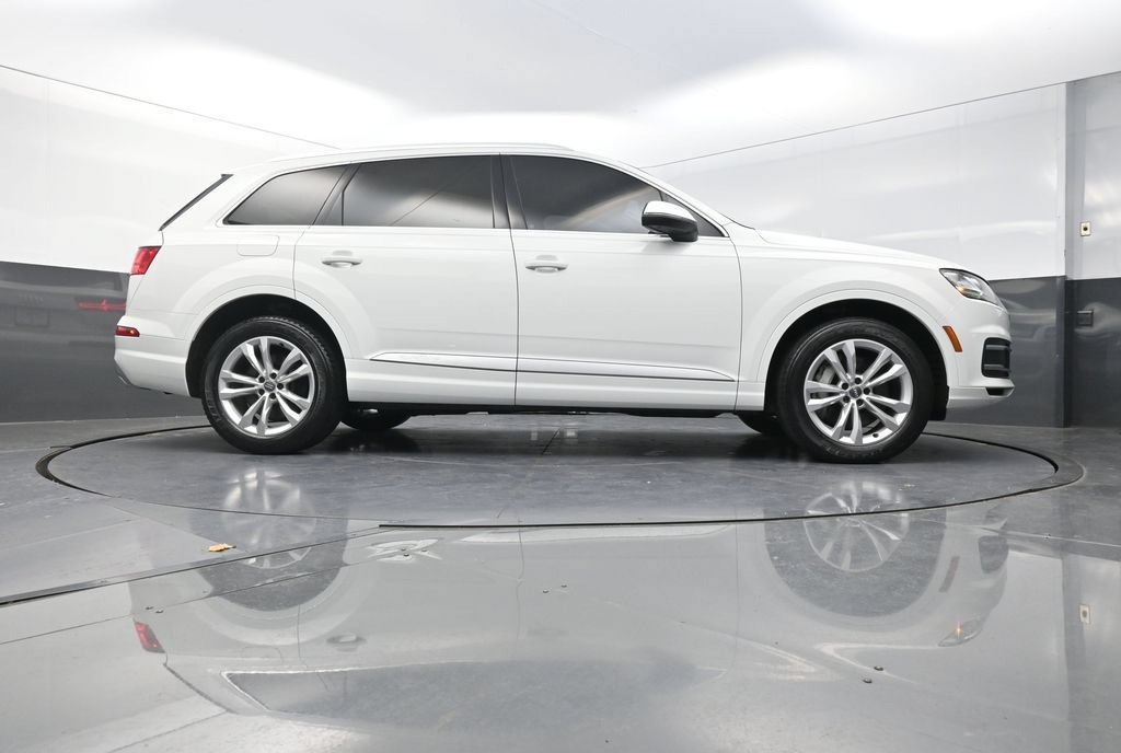 Used 2019 Audi Q7 3.0T Premium Plus AWD/4WD image 31