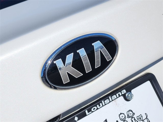 Used 2020 Kia Optima LX image 5