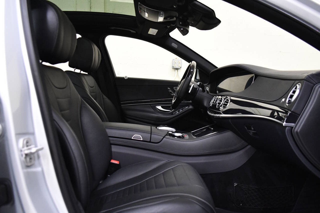 Used 2018 Mercedes-Benz S 560 4MATIC Sedan image 12