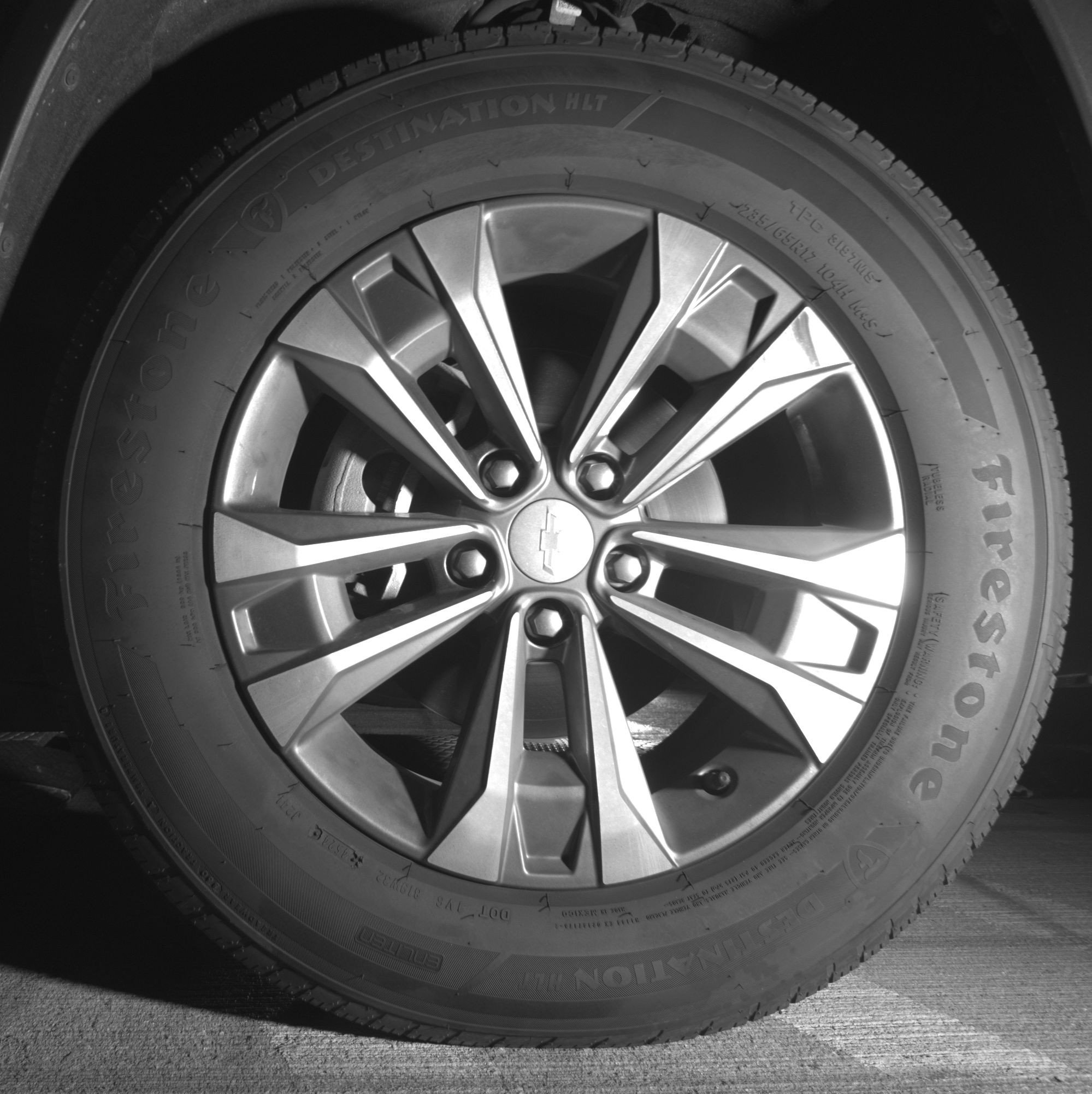 Used 2025 Chevrolet Equinox LT FWD image 12