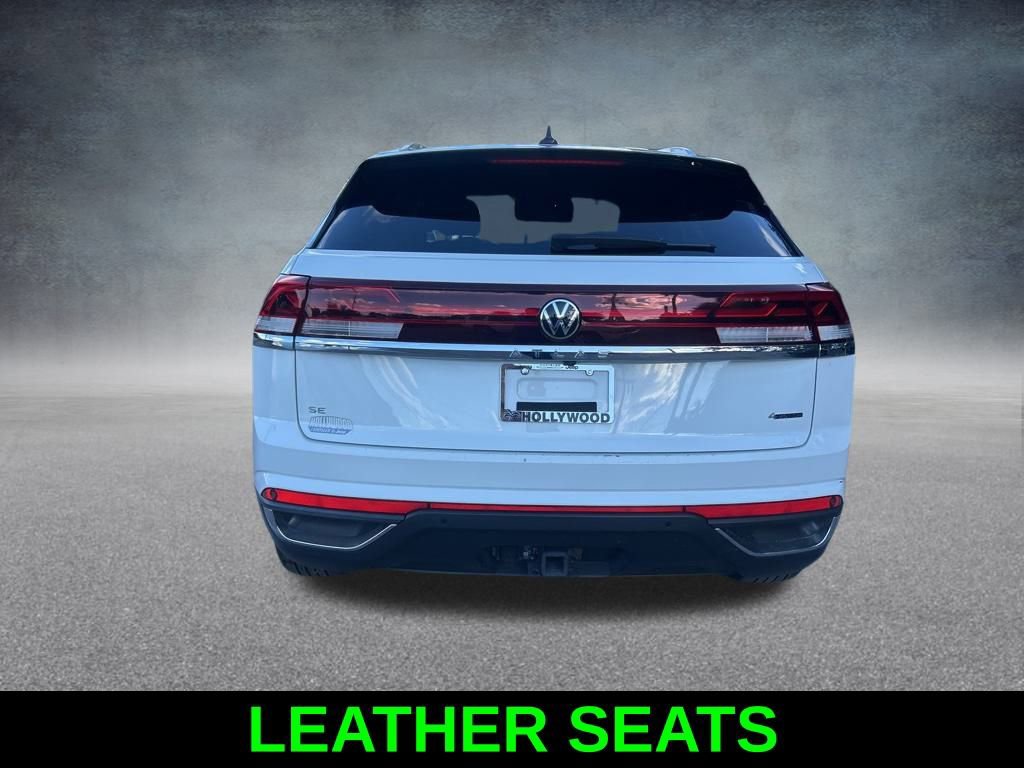 Used 2024 Volkswagen Atlas Cross Sport SE image 6
