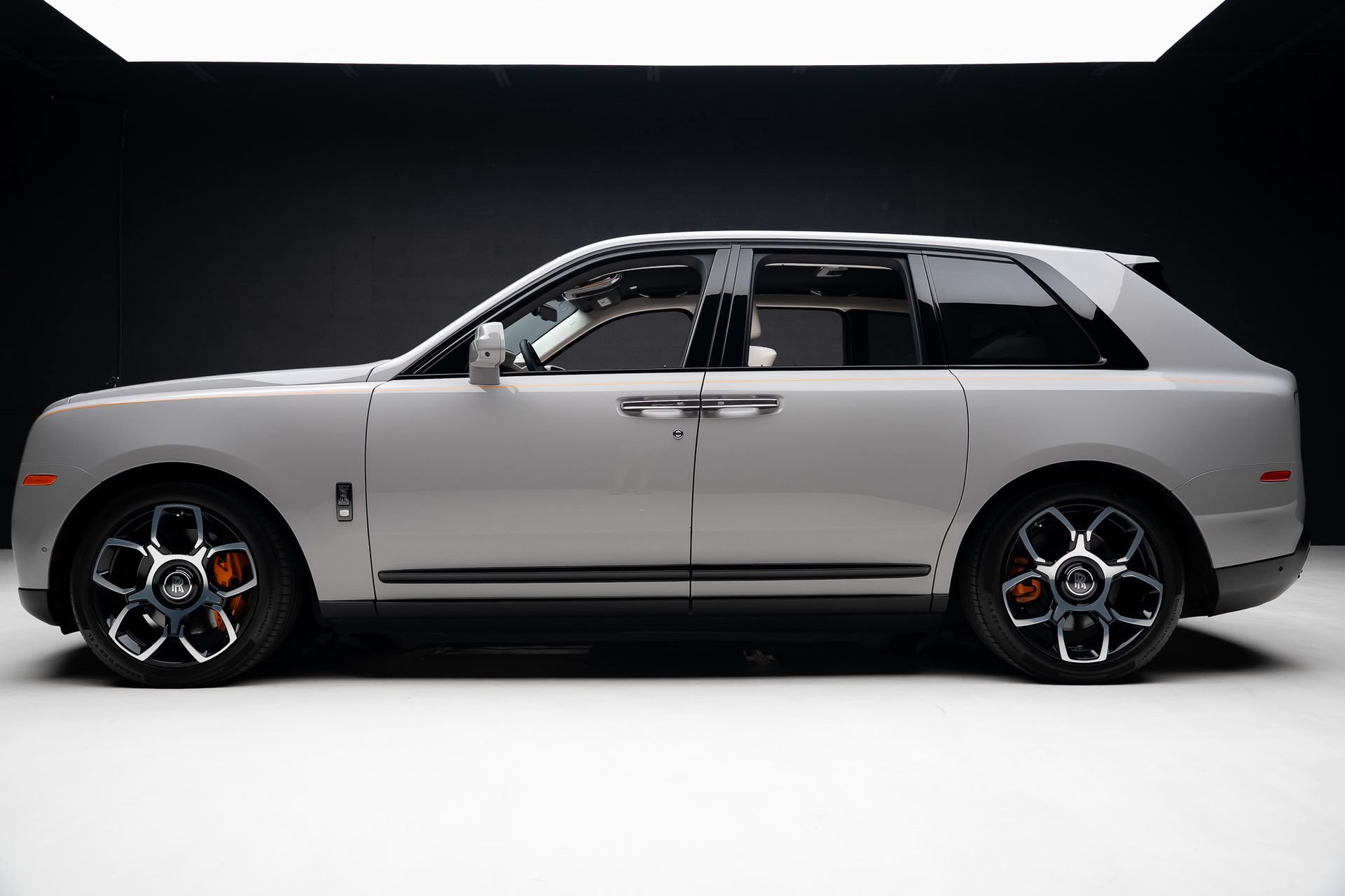 Used 2024 Rolls-Royce Cullinan Black Badge w/ Driver's Package AWD/4WD image 18