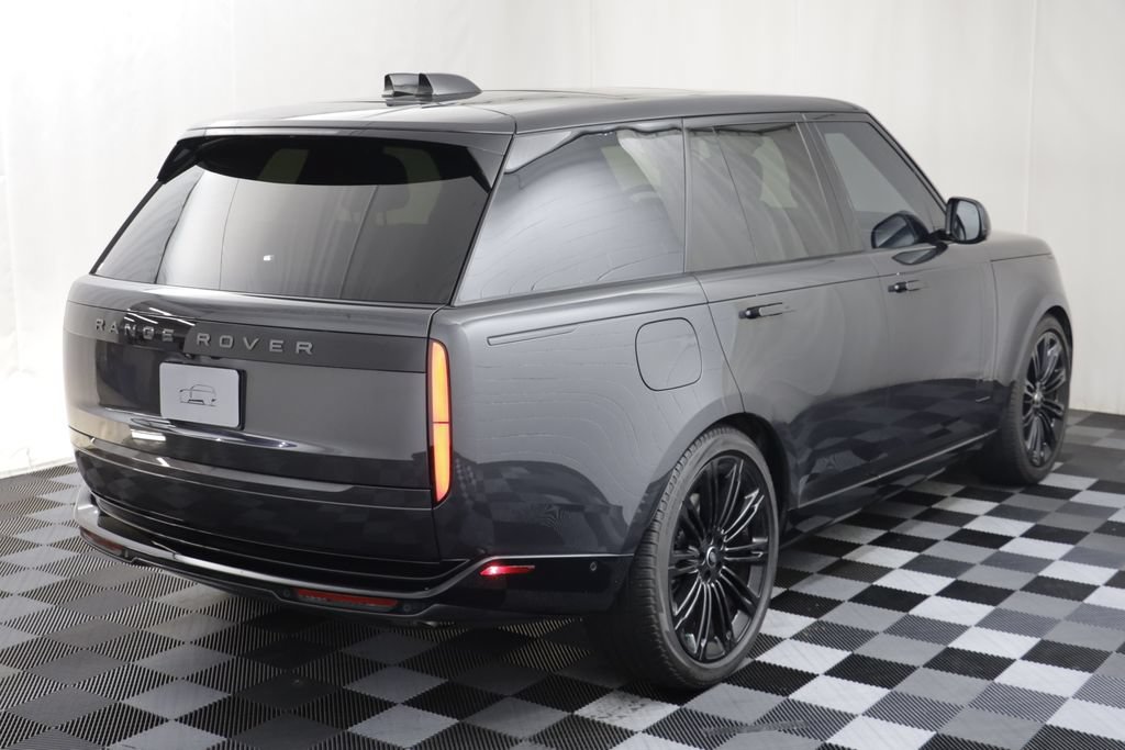 Certified 2024 Land Rover Range Rover SE AWD/4WD image 19